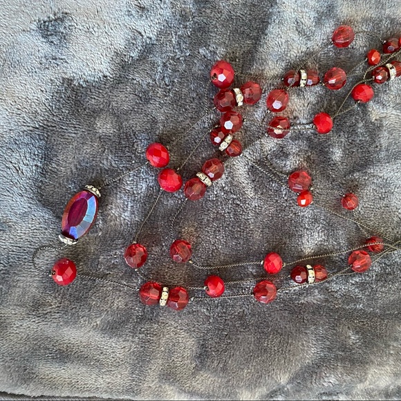 Multi Strand Red Beaded Cascading Levels Necklace. - Picture 4 of 5